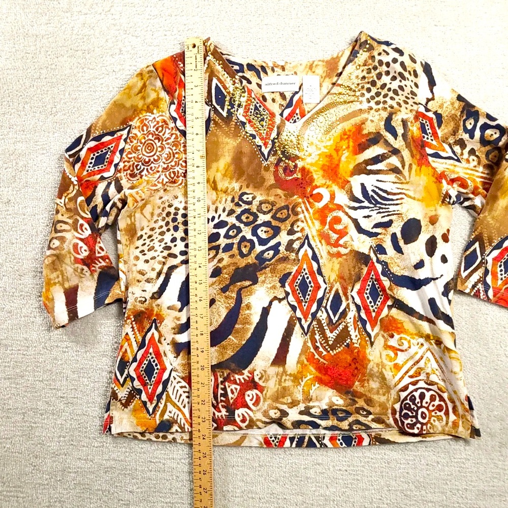 Alfred Dunner Womens M Shirt 3/4 Sleeve V-Neck Animal Print Embellished Stretch